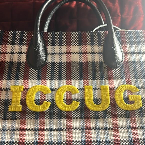 Gucci Embroidery Canvas Bag - Picture 6 of 12